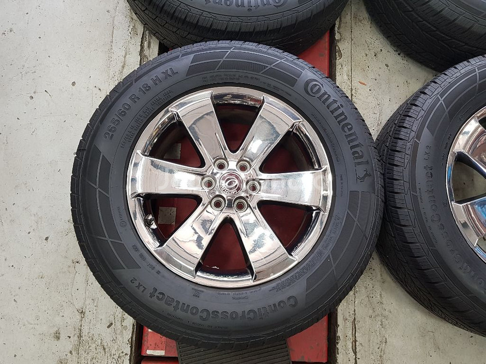 모하비 크롬 순정 18인치 휠타이어 판매합니다~--4