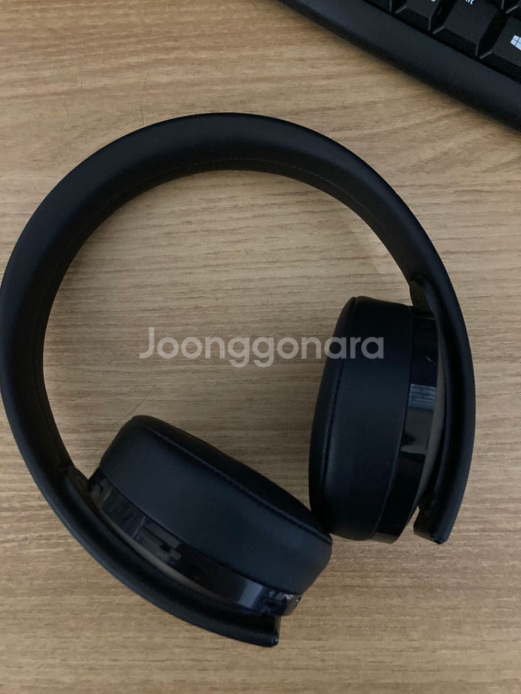 플스프로 ssd 골드헤드셋 패드충전기 팝니다--4