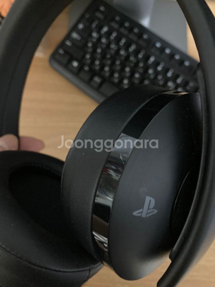 플스프로 ssd 골드헤드셋 패드충전기 팝니다--3