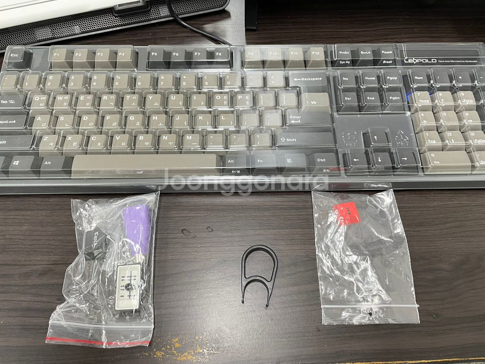 레오폴드 fc900r pd 적축 그라파이트 화이트--1