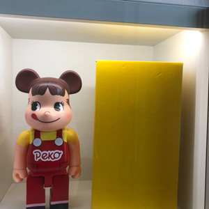 베어브릭 400. 페코짱. 커스텀