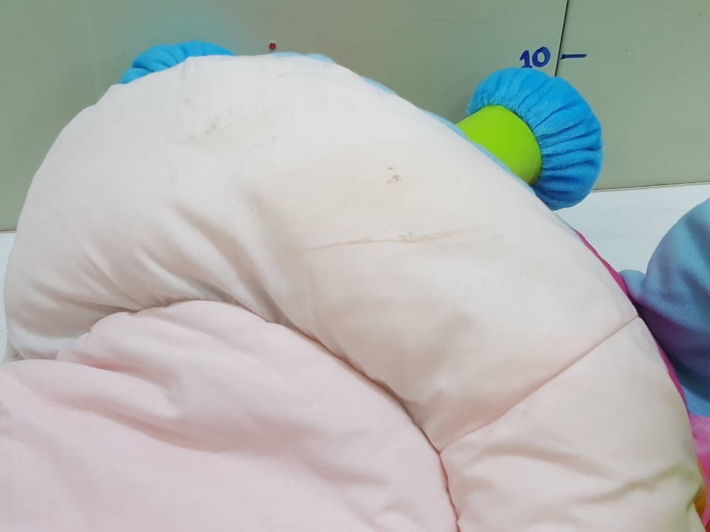 중고 레드박스 노래하는 나비 매트--6