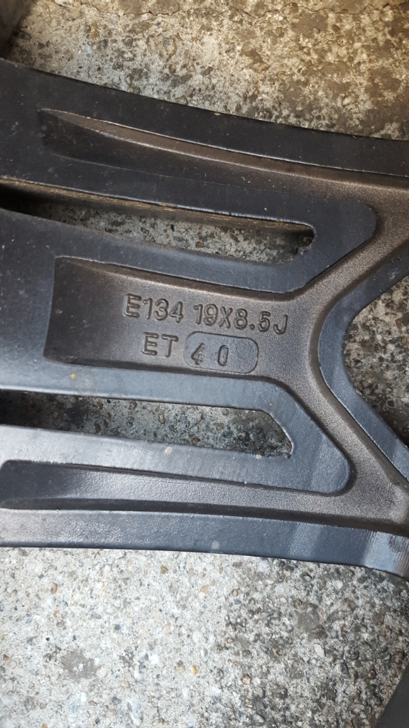 타쿠마 rs600 19인치 한대분 팝니다.--4