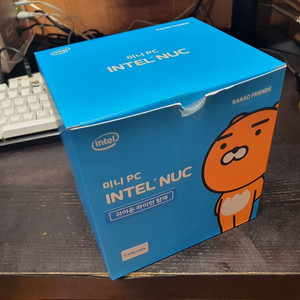 인텔 NUC Kits 카카오프렌즈 에디션 NUC7CJY