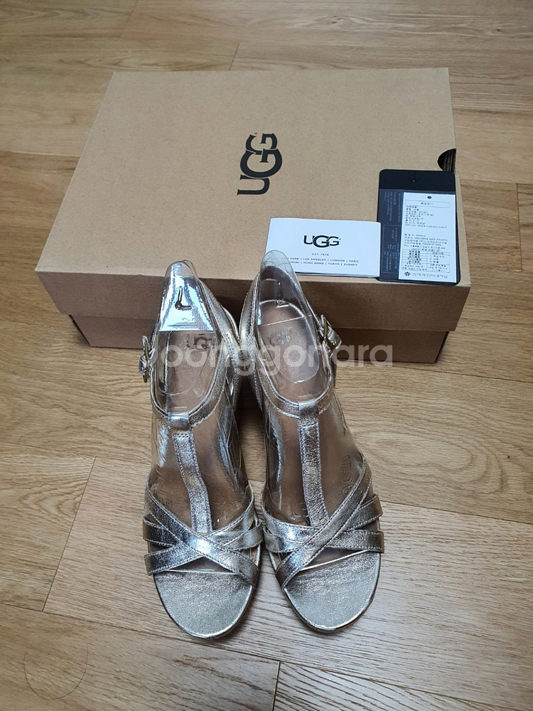새상품 ugg 어그샌들--0