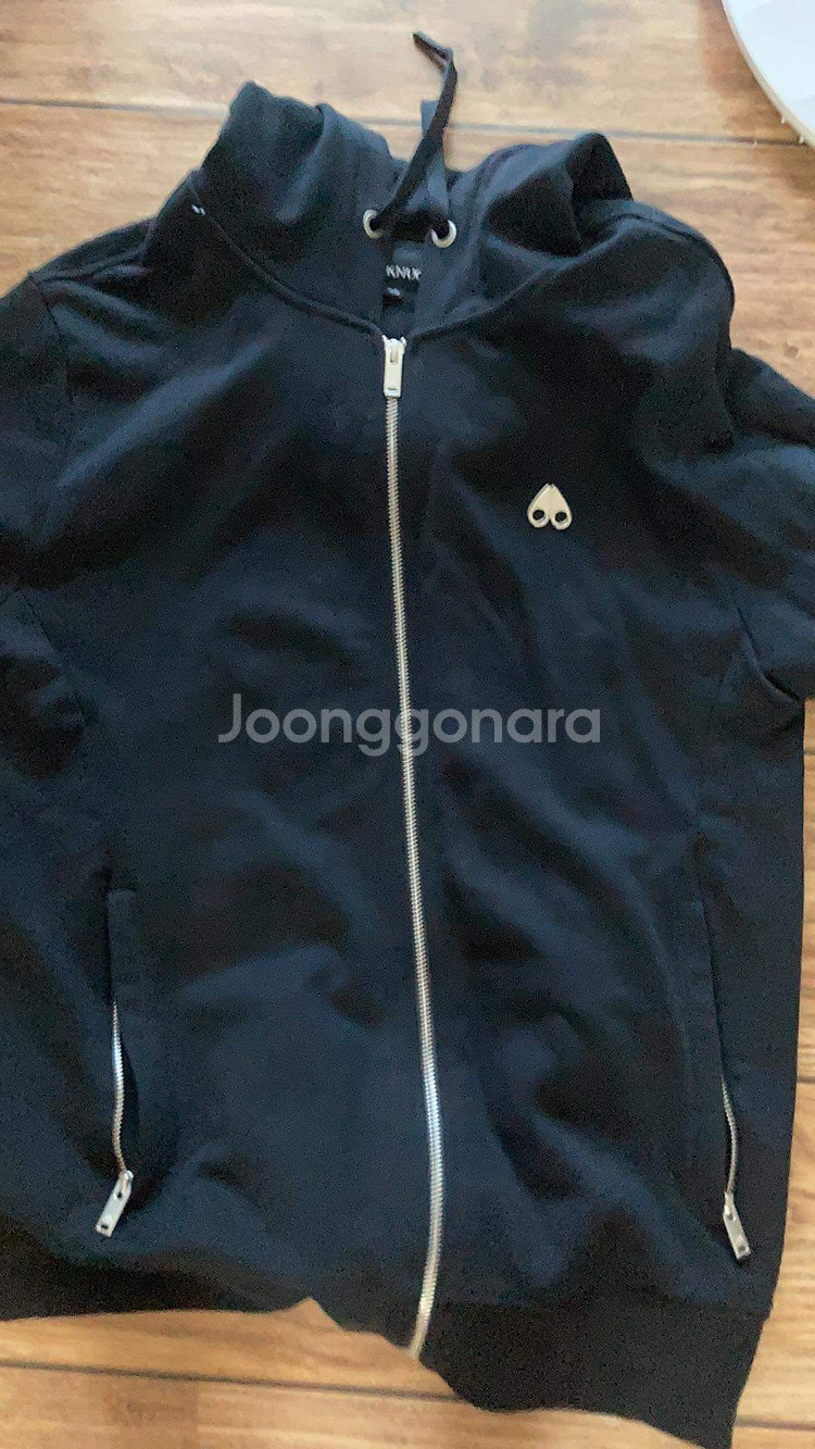무스너클후드집업--0