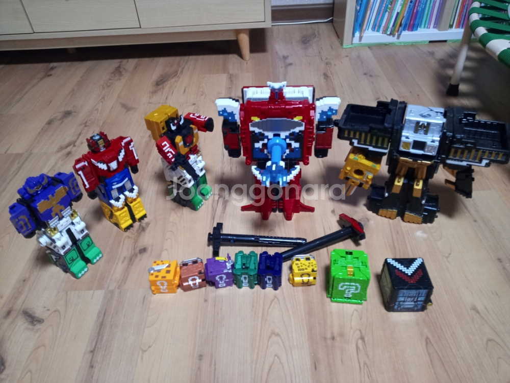 애니멀포스 0ㅡ10 과 무장큐브(반다이)--0