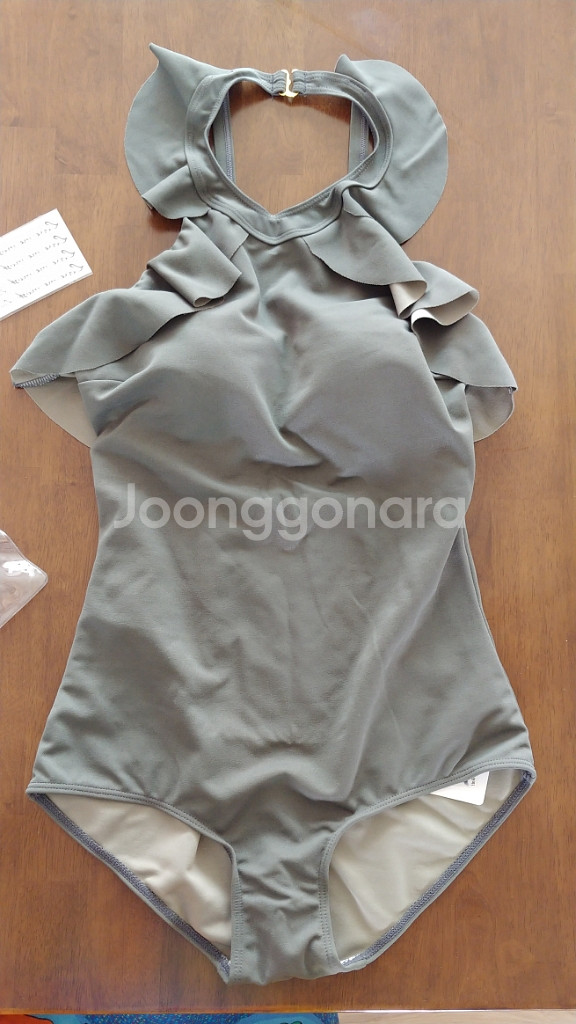 가격인하*새상품) 프릴 모노키니 55사이즈 판매합니다--1