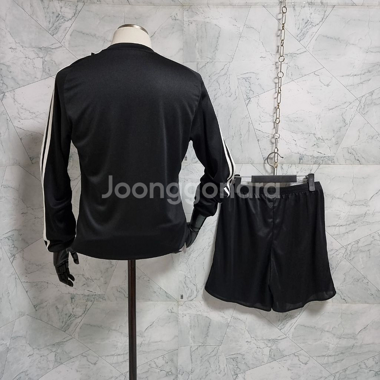 아디다스 정품 새상품 남성 기능성 트레이닝 한벌세트--2