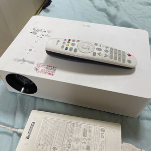 lg빔프로젝터 HU70LA