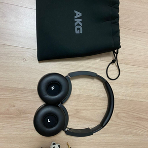 AKG Y50BT & JBL JR300BT 팝니다