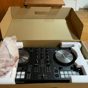 Traktor kontrol s2 mk3