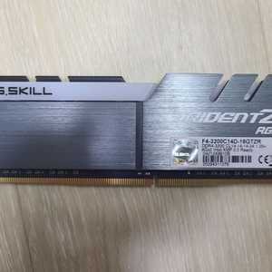 지스킬 DDR4 3200 cl14 8gb 1개 판매