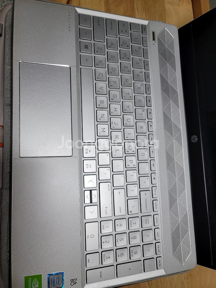 hp 파빌리온 15 노트북 팝니다--4