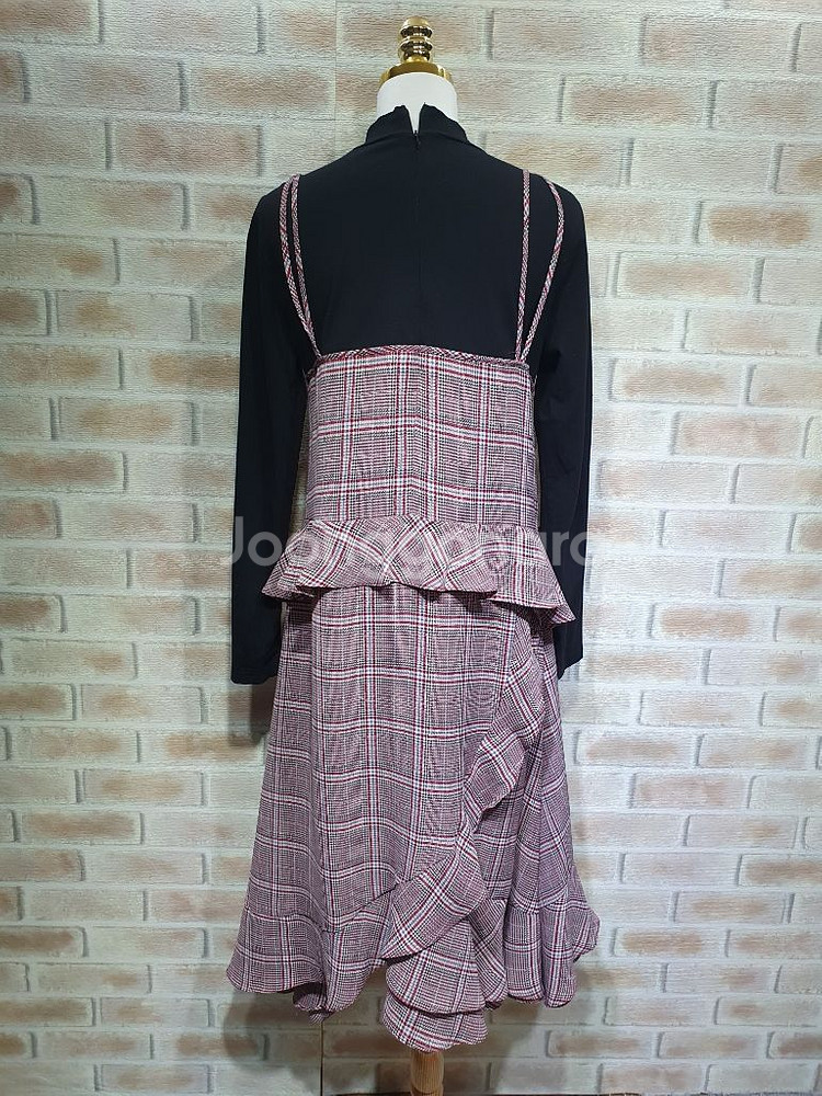 쥬시쥬디 정품 새것수준 체크 프릴 뷔스티에 원피스 55--9