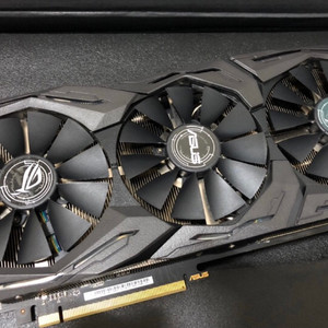 Asus GTX1080 Strix 8g 판매합니다.