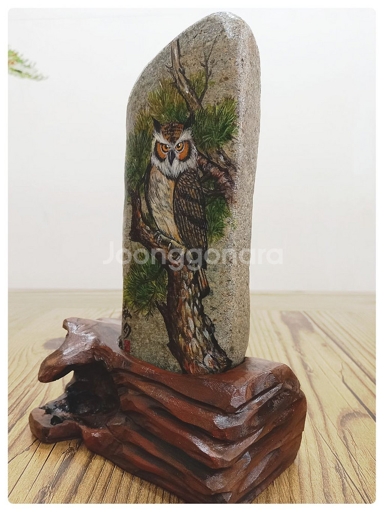 소나무위에앉은 부엉이 그림--3