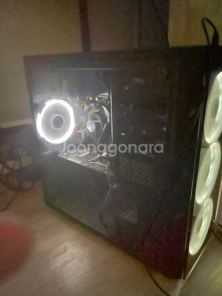 게이밍 컴퓨터팝니다--0