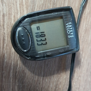 캣아이 벨로5 자전거 유선 속도계팝니다~