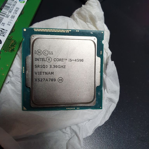 (정상 작동) 인텔 i5 4590 cpu, 기본 쿨러