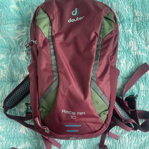 도이터(Deuter) Race Air 10 배낭