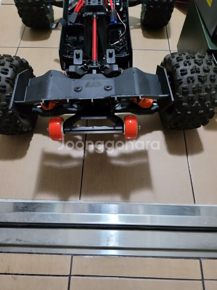 아르마 크라톤 exb 1:5 아르마 펠로니 1:7팝니다--4