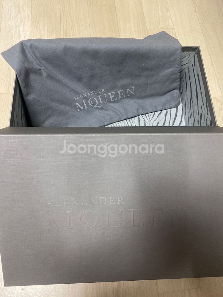 포장, 쇼핑백(맥퀸박스만 남음)--2