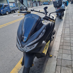 pcx125 19년식 키로수17000 (부산) 팝니다