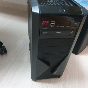 컴퓨터 본체 팝니다!!