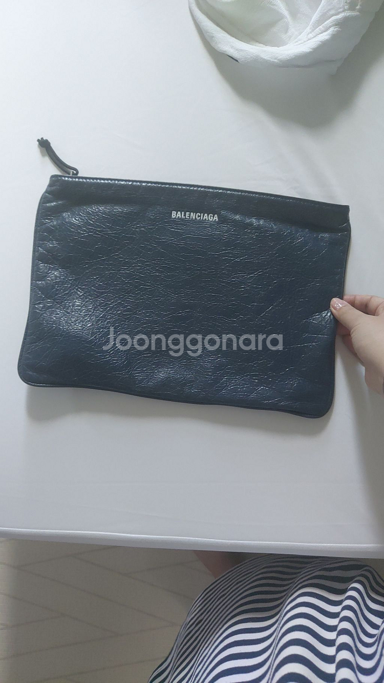 발렌시아가 클러치--3