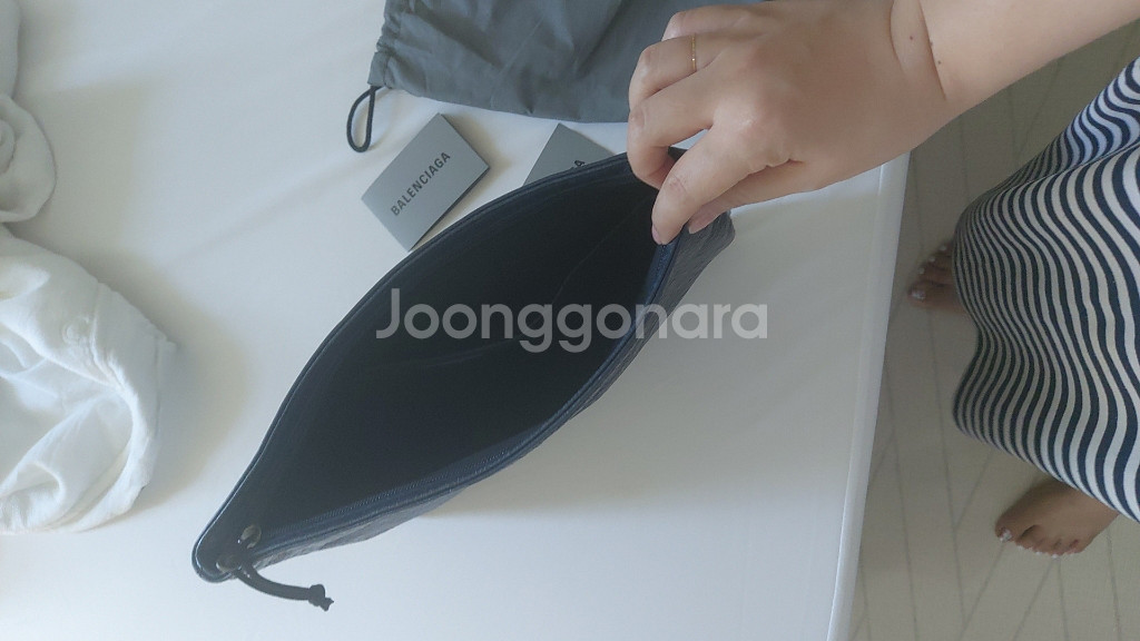 발렌시아가 클러치--2