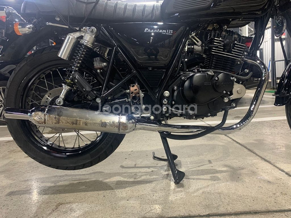 엘로이팬텀 125 판매합니다. (19년식, 개인)--8