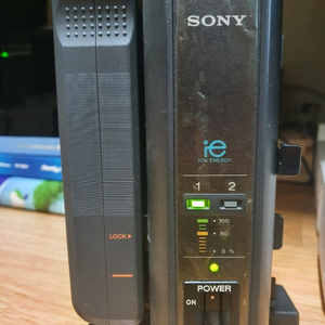 SONY BC-L50 충전기 (배터리1개) 판매합니다