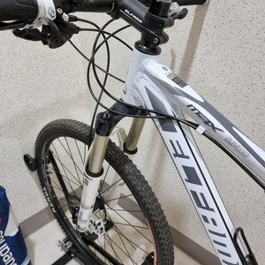 엘파마 맥스 M700 MTB 자전거 팝니다.