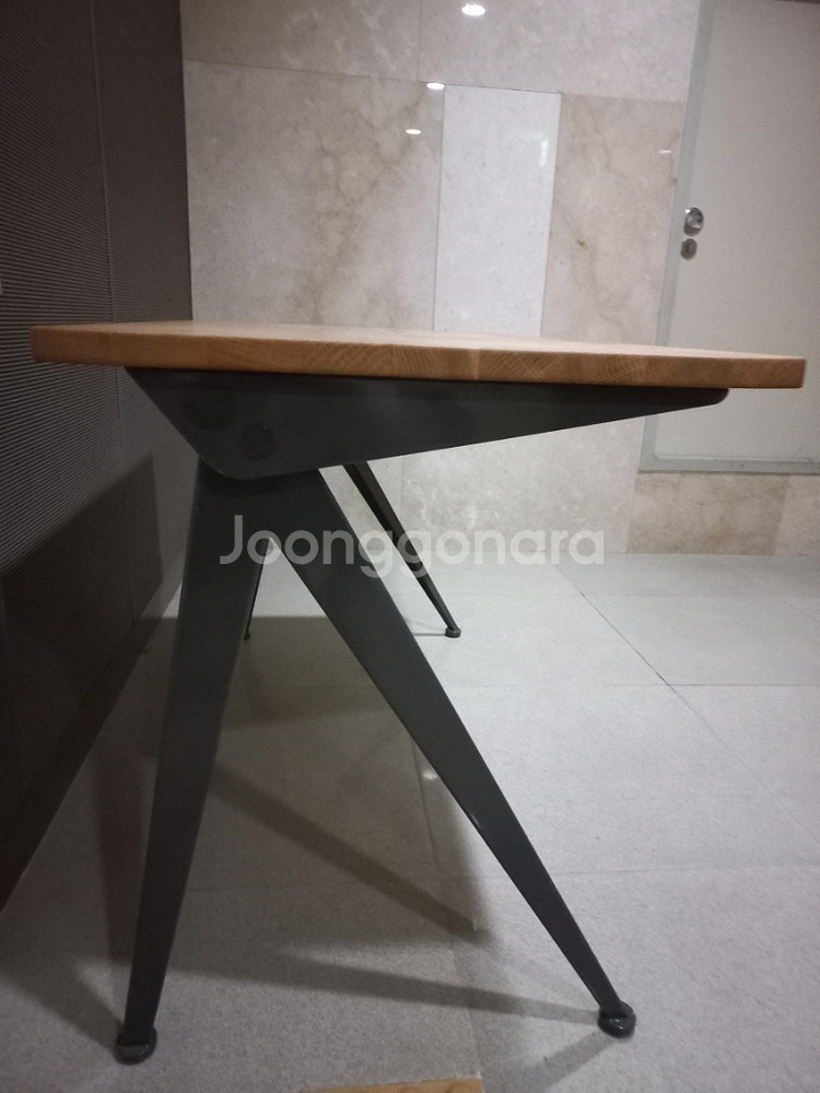 비트라 vitra 책상의자--2