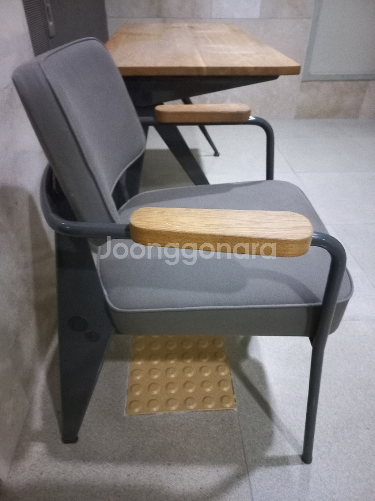 비트라 vitra 책상의자--5