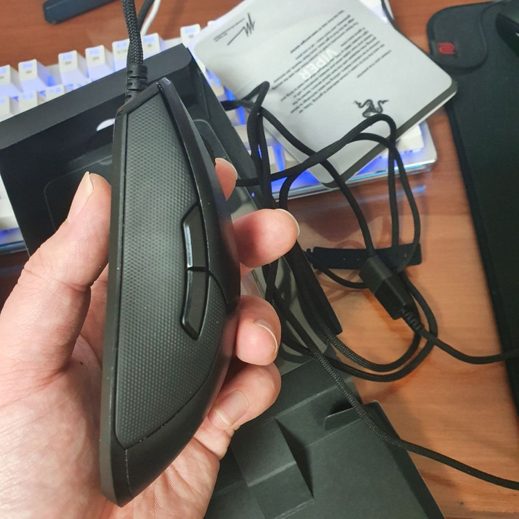 레이저 바이퍼--1