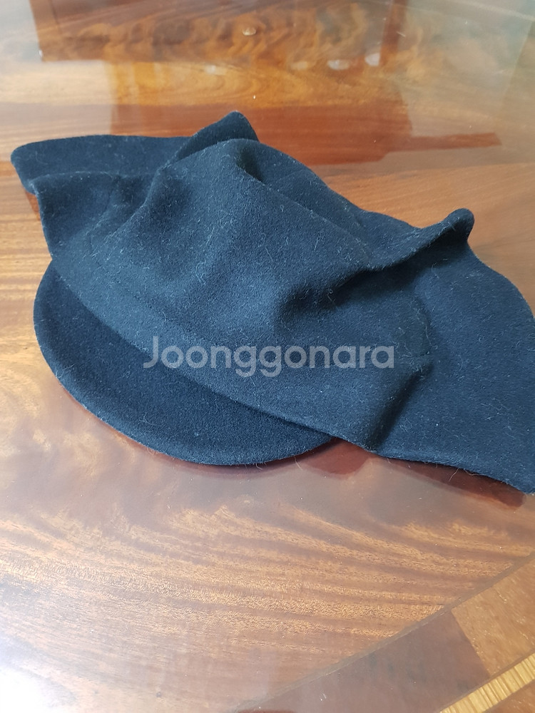 비비안웨스트우드 레드라벨 모직 블랫 보넷--0