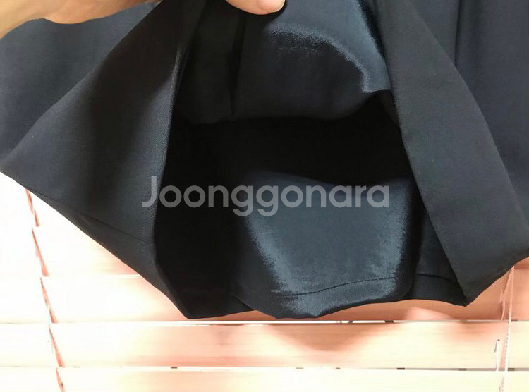 새제품ㅡ미니멈 블랙 스커트 정장 세트 55--8