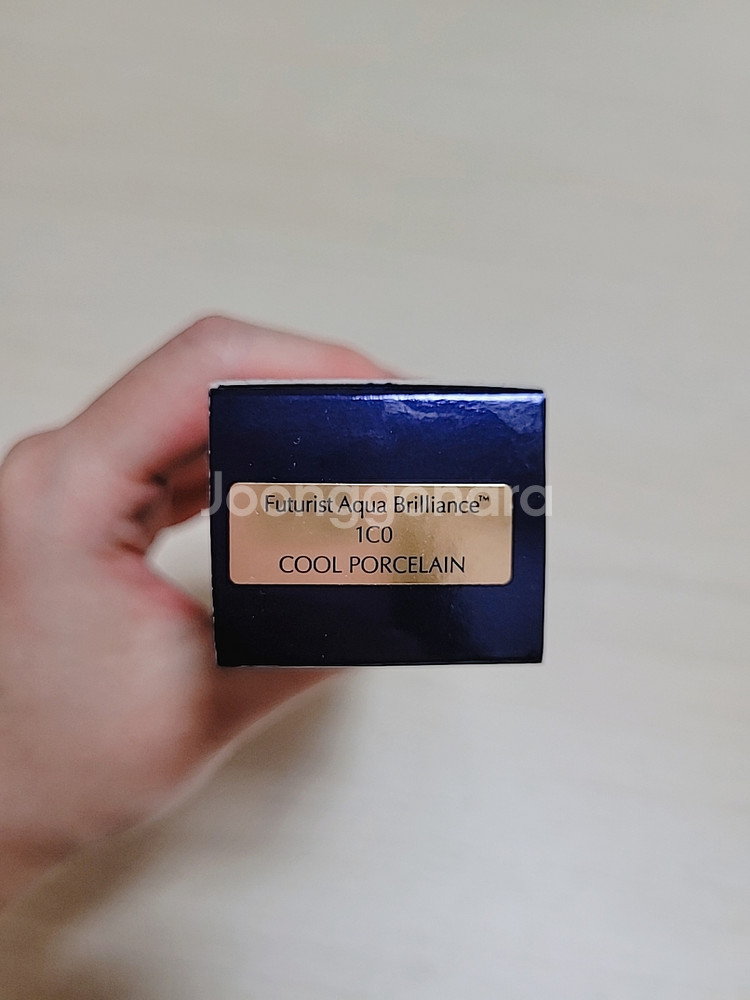 [새제품/22년 5월까지]에스티로더 퓨처리스트 파데--1