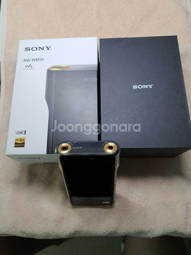 소니 흑덩이 WM1A 판매합니다.--0