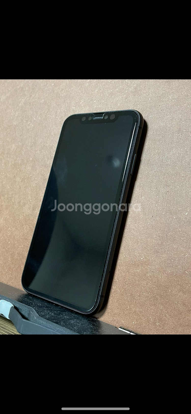 아이폰11 128기가 블랙 상태S급 급처분 합니다!--1