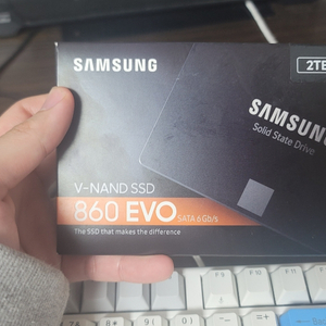 삼성 SSD 860EVO 2TB 미개봉 판매합니다