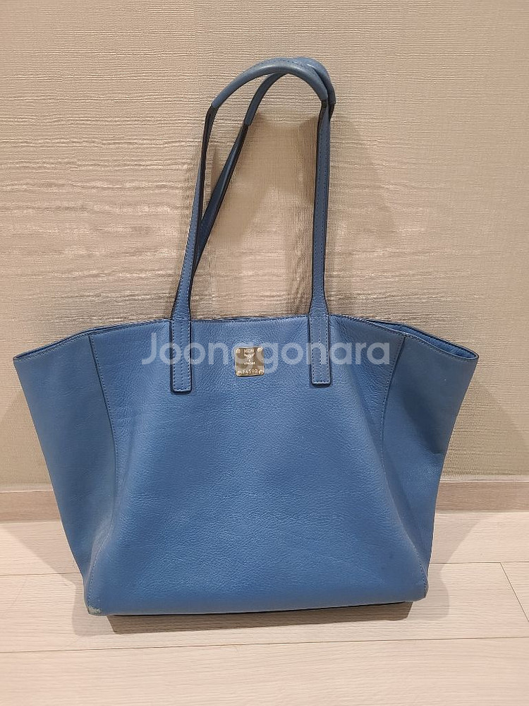 MCM쇼퍼백 판매합니다--0