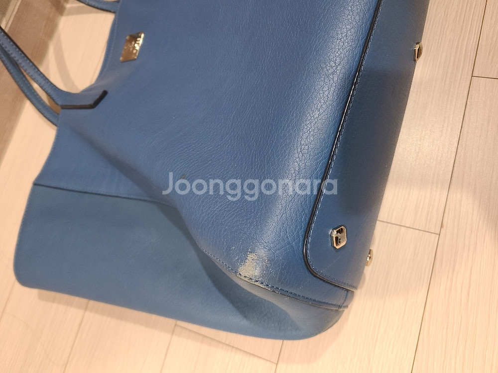 MCM쇼퍼백 판매합니다--2