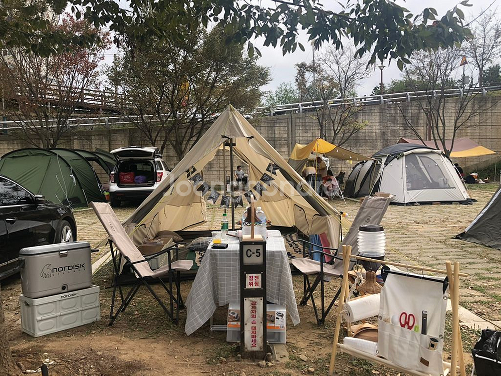 감성텐트 코오롱오두막7.8--1