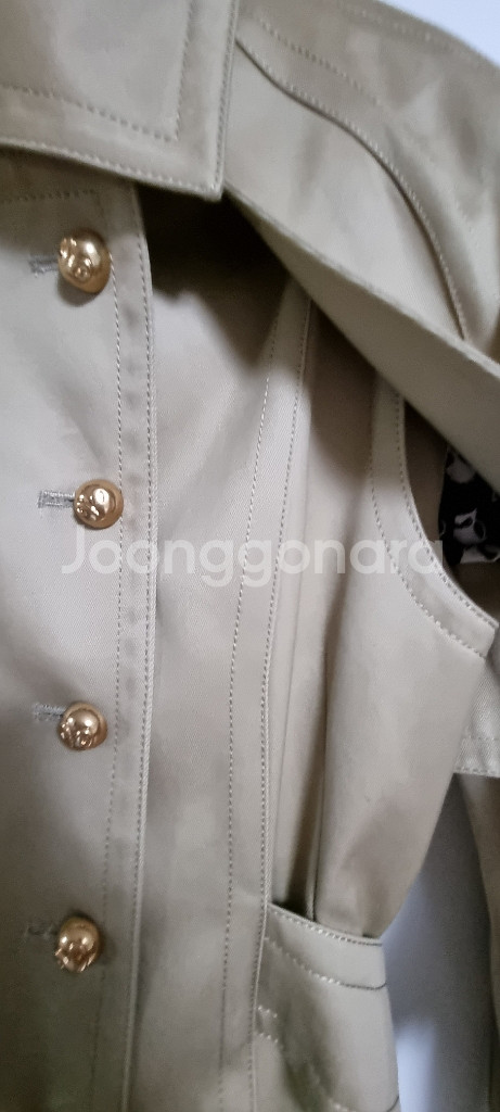 새상품 럭키 슈에뜨 트렌치코트 66--2