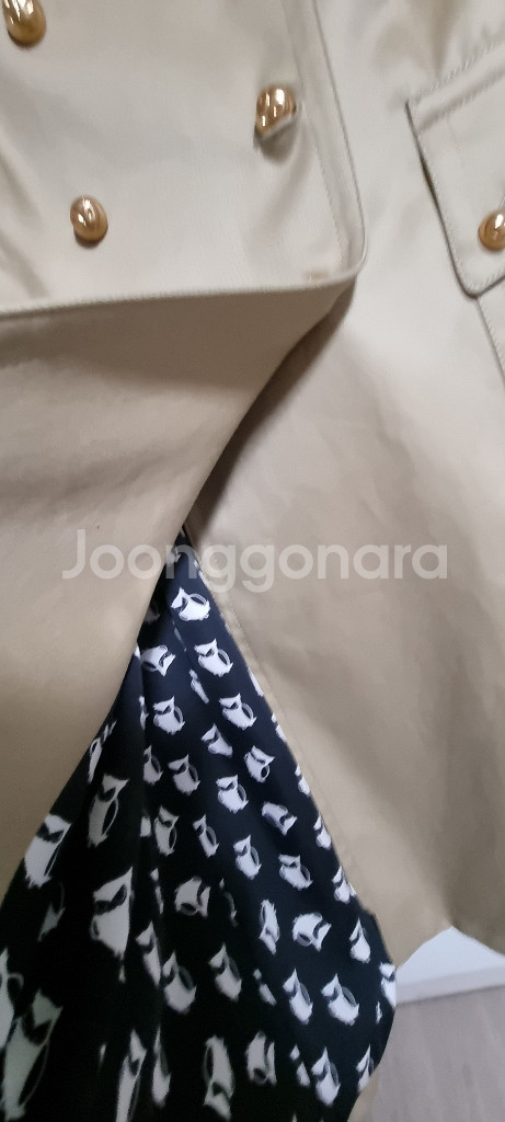 새상품 럭키 슈에뜨 트렌치코트 66--4