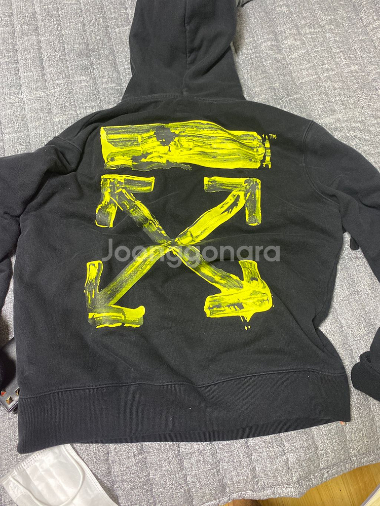 오프화이트 후드티 s--1