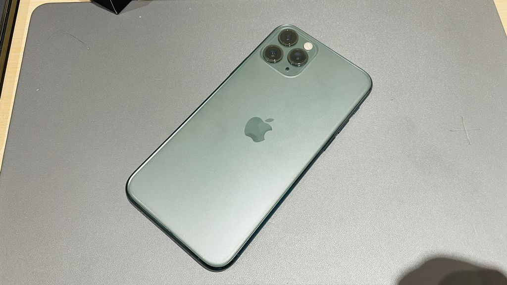 아이폰11프로 64+애케플 팝니다.--1